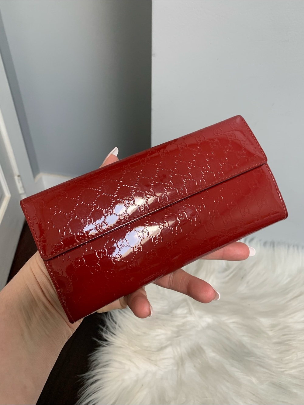 Authentic red patent leather Gucci long wallet w heart snap ❤️ - Picture 2 of 16